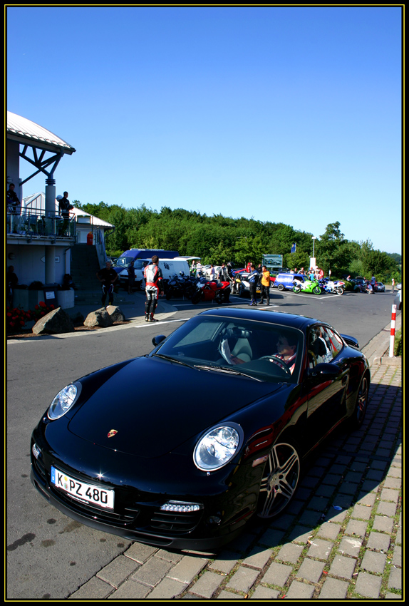 Porsche_997_turbo_Nurburgring_009